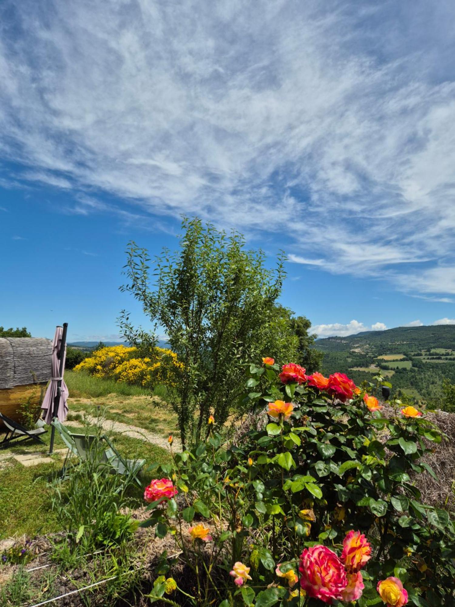 Hebergements Insolites - Detente En Luberon Viens Kültér fotó